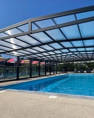 Camping Le Ruisseau Saint-André-de-Seignaux Esterno foto