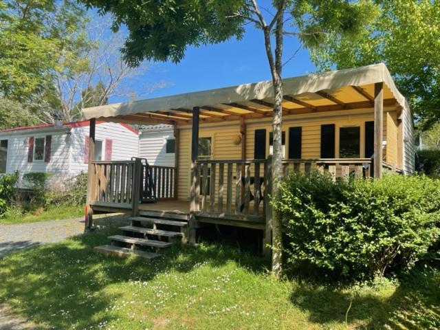 Camping Le Ruisseau Saint-André-de-Seignaux Esterno foto