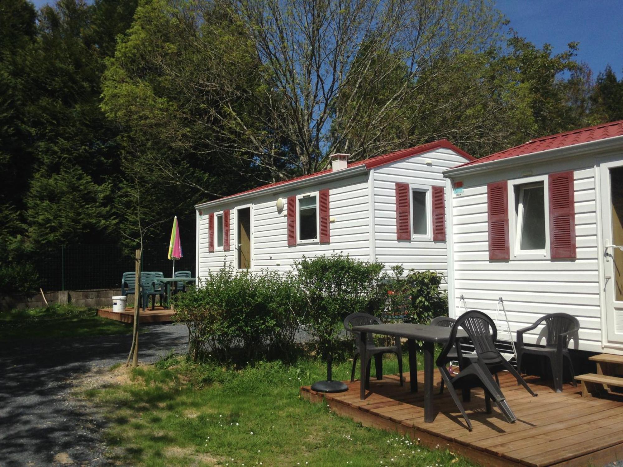 Camping Le Ruisseau Saint-André-de-Seignaux Esterno foto
