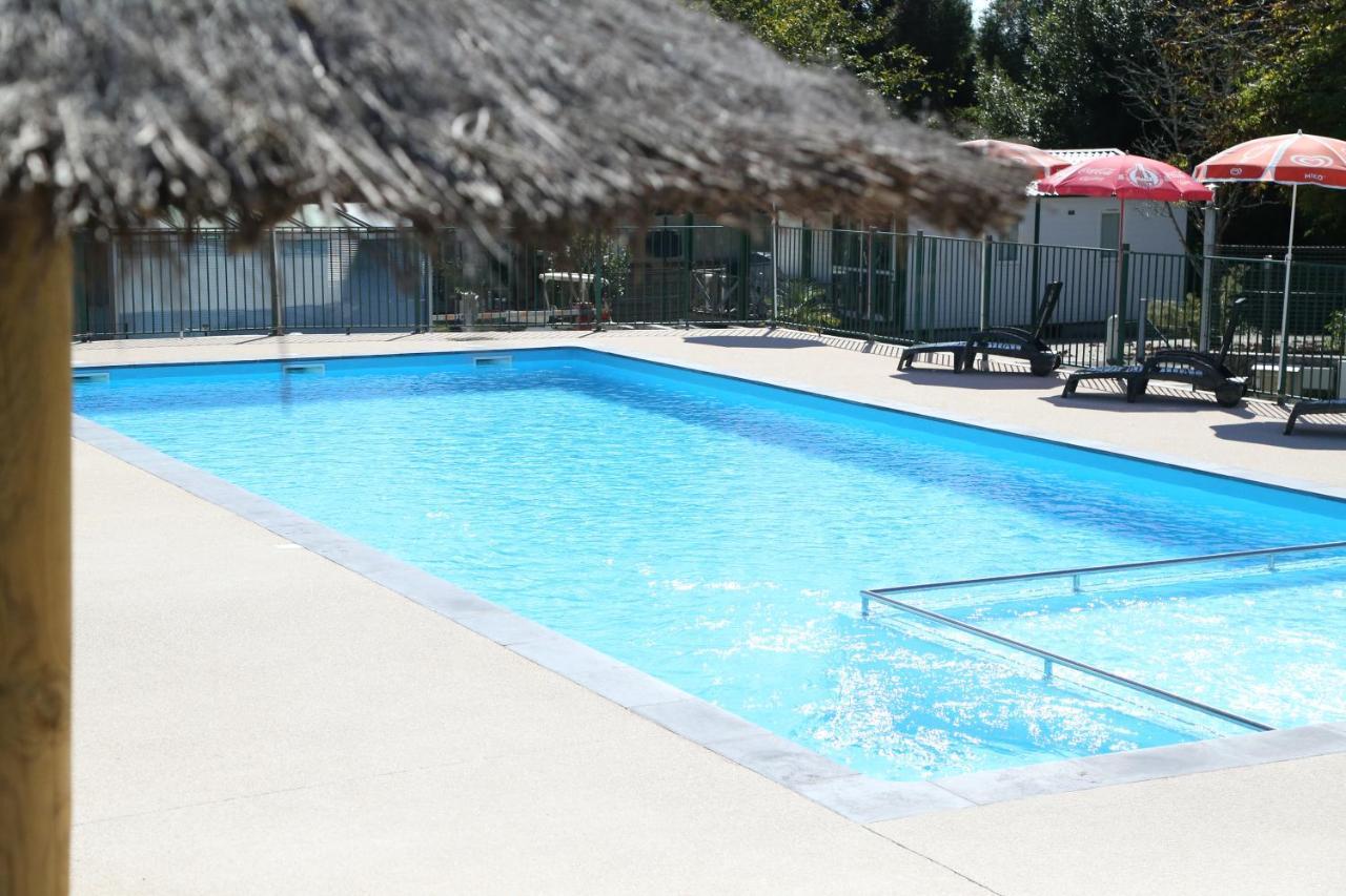 Camping Le Ruisseau Saint-André-de-Seignaux Esterno foto